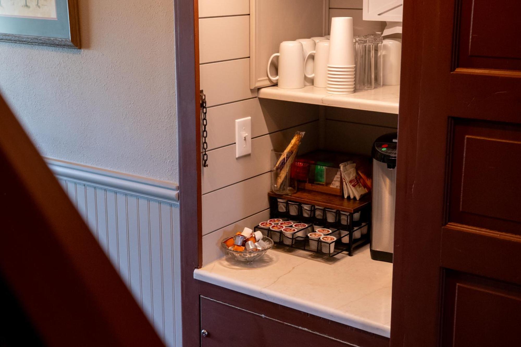 The Pearl Inn Bed And Breakfast Ilwaco Dış mekan fotoğraf