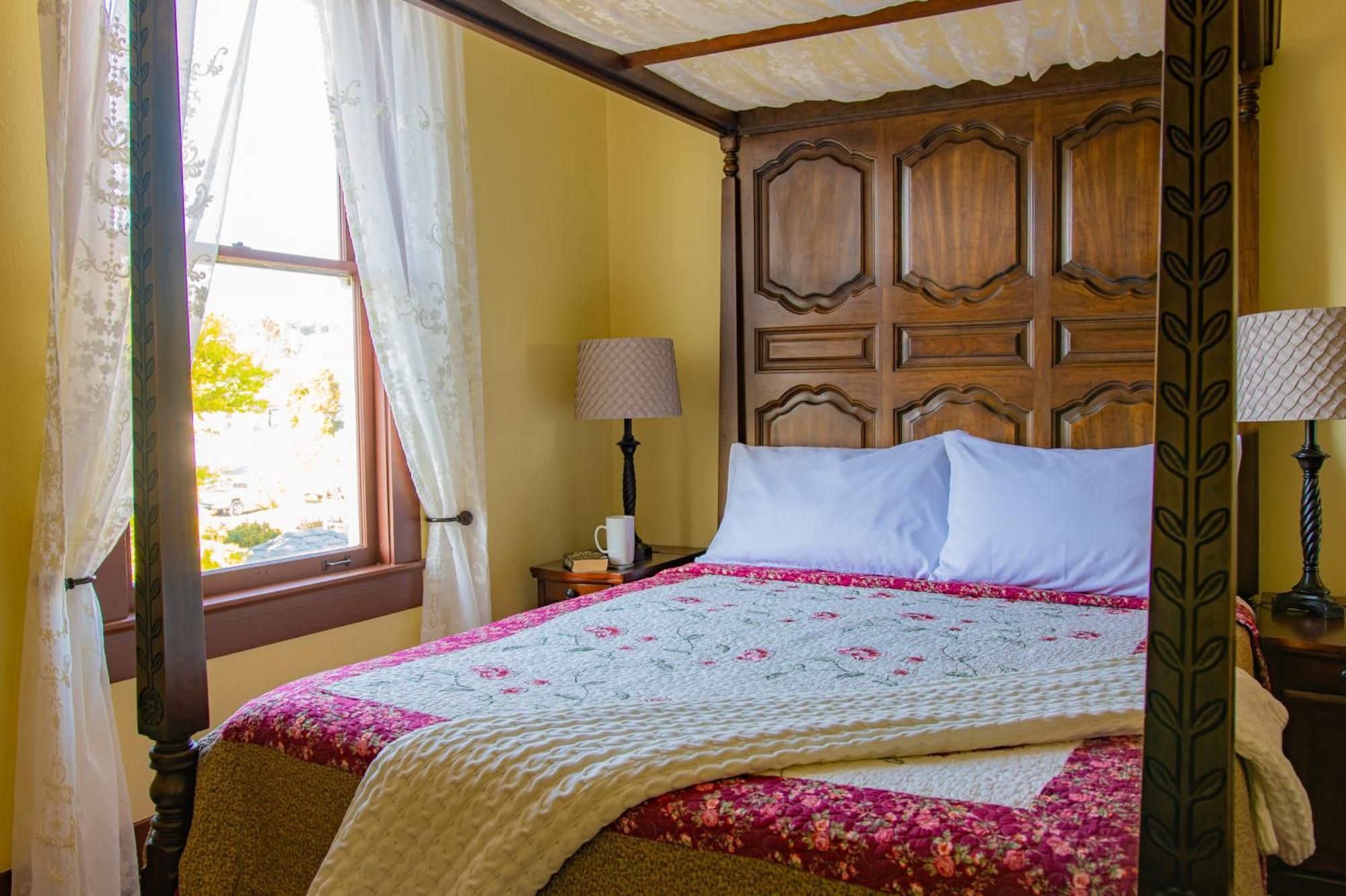 The Pearl Inn Bed And Breakfast Ilwaco Dış mekan fotoğraf